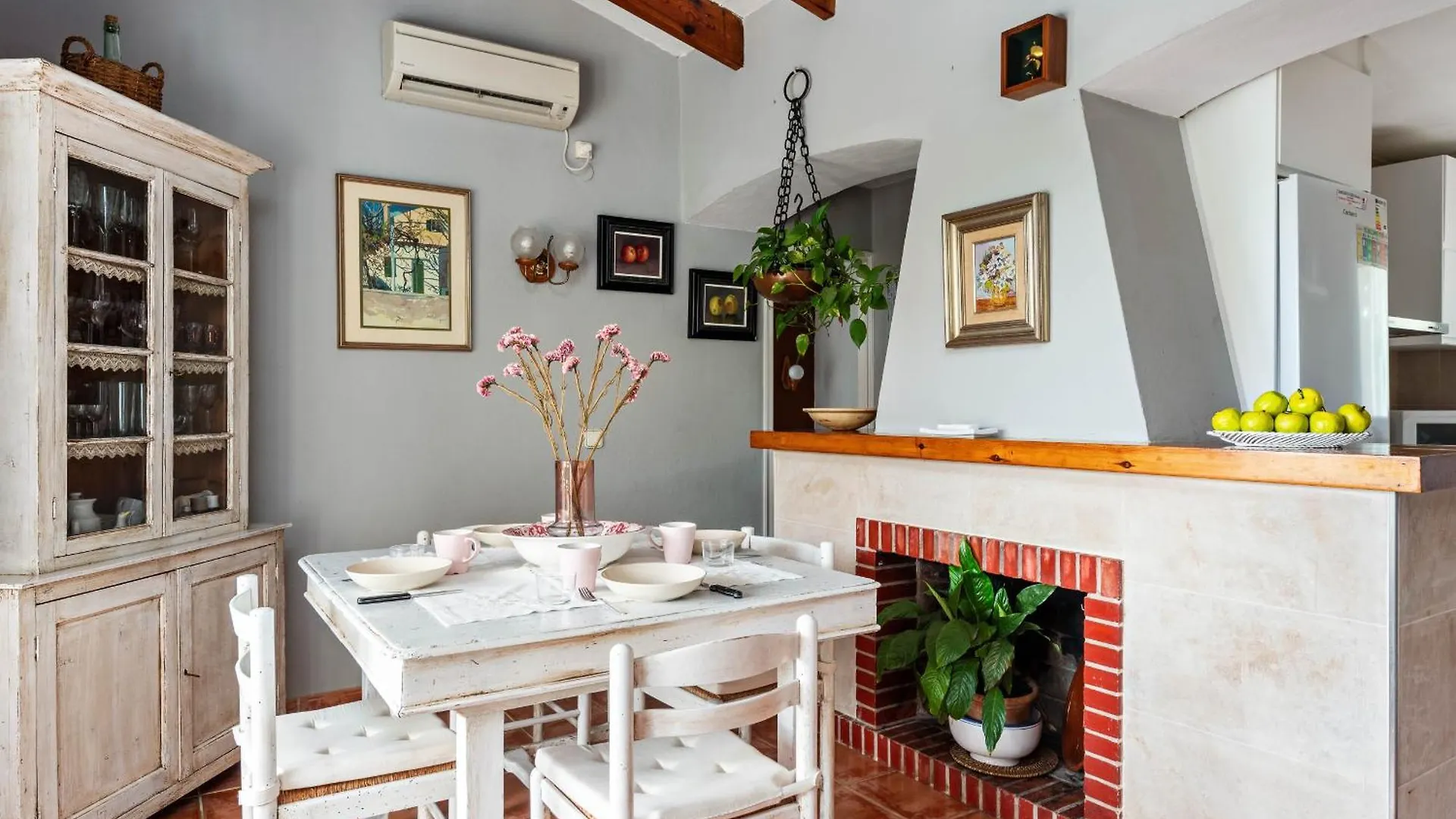 Villa Mari - Calan Porter Cala En Porter  İspanya